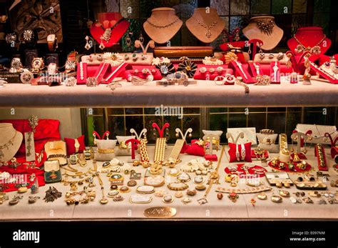 jewels and watches Ponte Vecchio Florence 